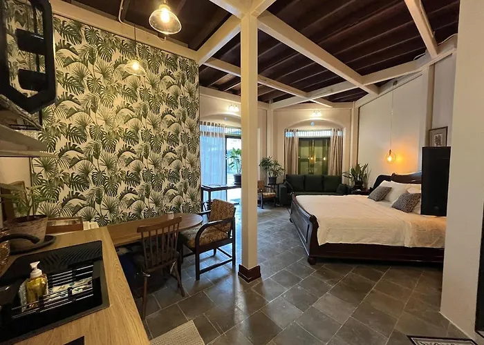 Apartment Churs Garden Entire House *